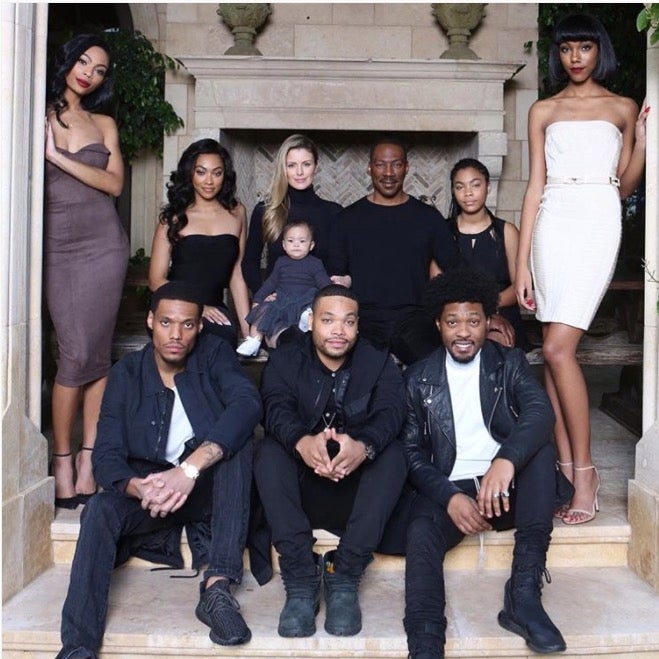 Eddie Murphy And Family Show Us How A Flawless Christmas Photo Is Done
